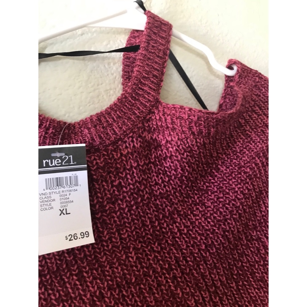 Sweater - Picture 2 of 4